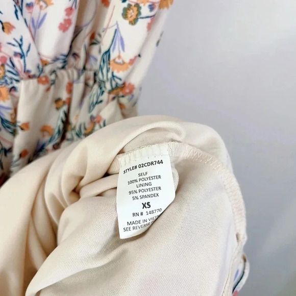 Sienna  Sky Floral Wrap Short Sleeve Dress - Picture 12 of 15